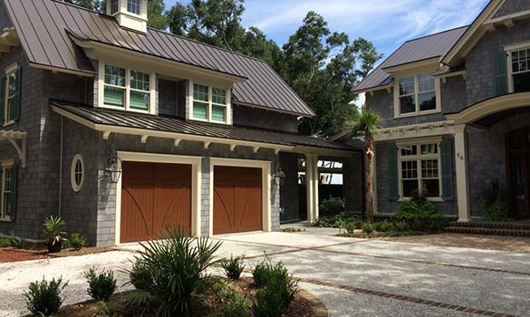Image of modern home after new garage door installation by Hilton Head garage Doors